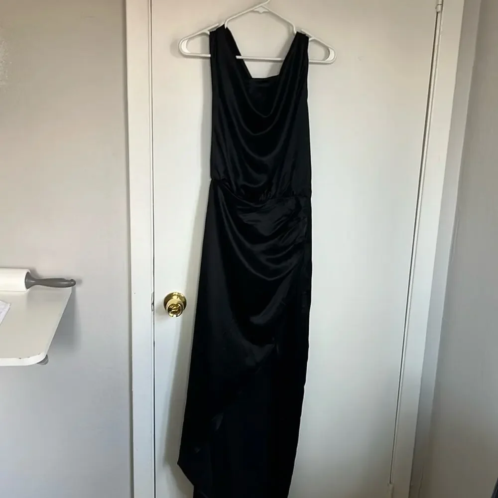 Nonchalant Dinah Draped Satin One Shoulder Dress Size Small NWT Solid Black - Picture 3 of 5